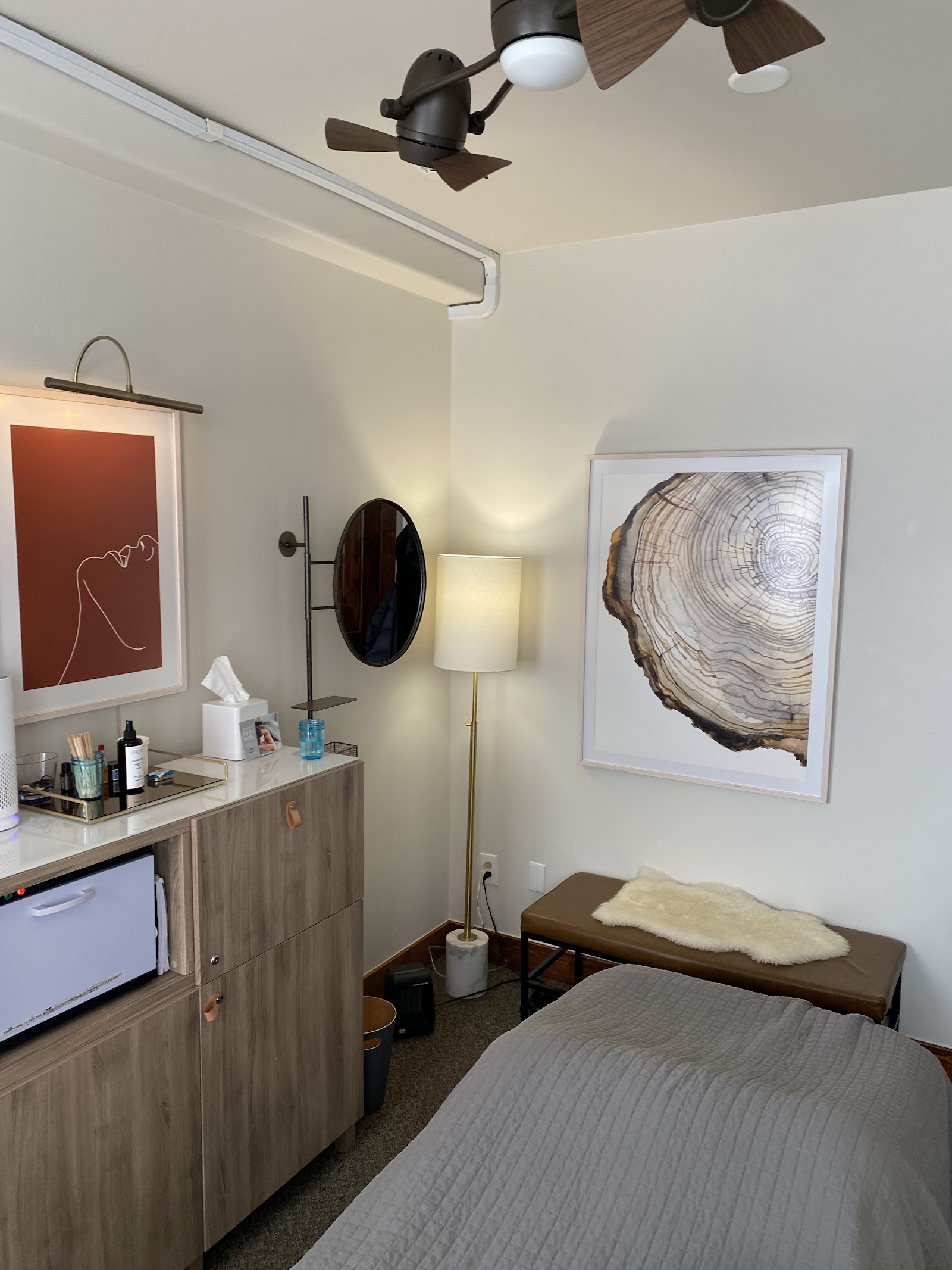 Creekside Spa - Massage, Organic Facials, Organic Body Treatments, and Natural Pedicures nail photo 3