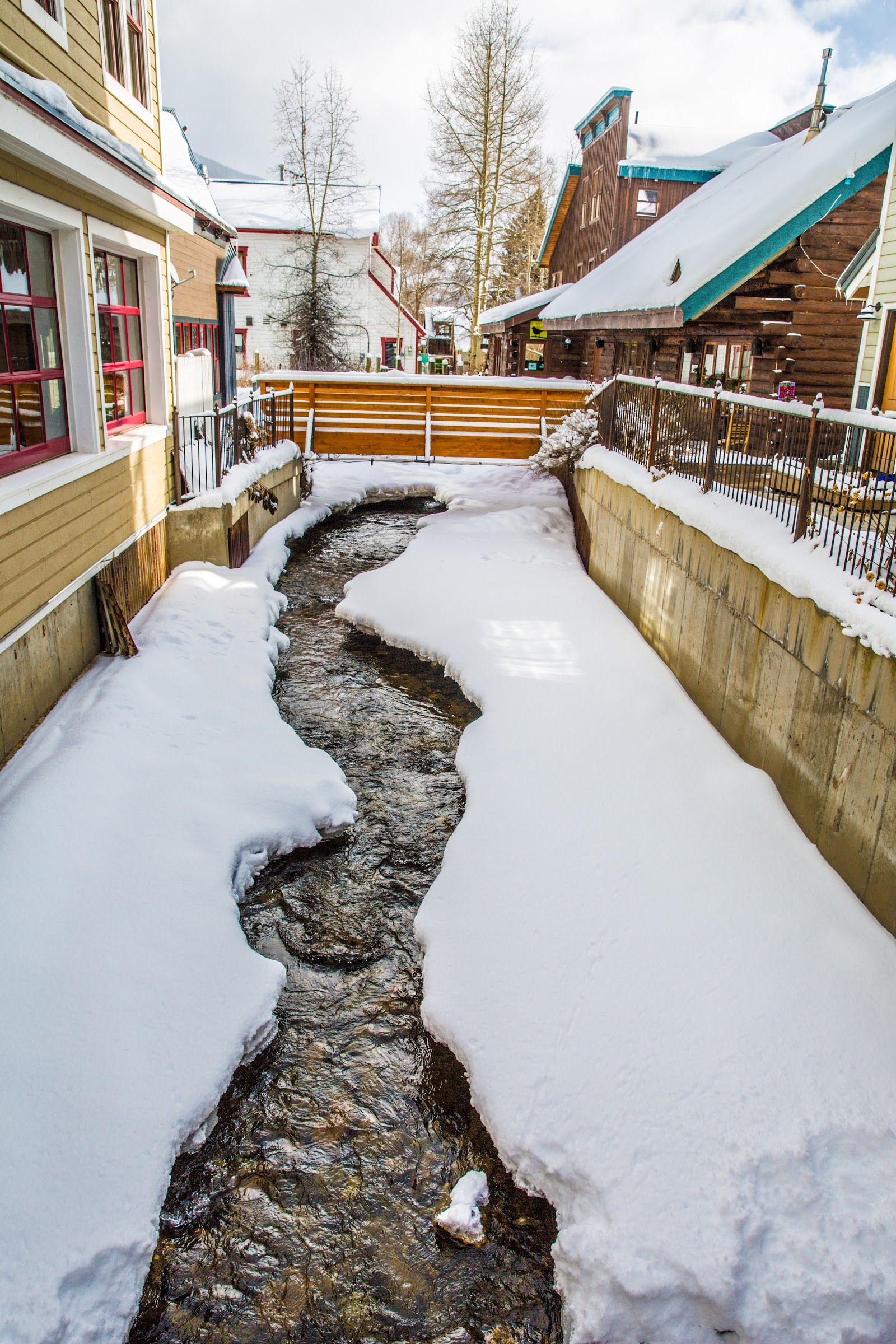 Creekside Spa - Massage, Organic Facials, Organic Body Treatments, and Natural Pedicures nail photo 7